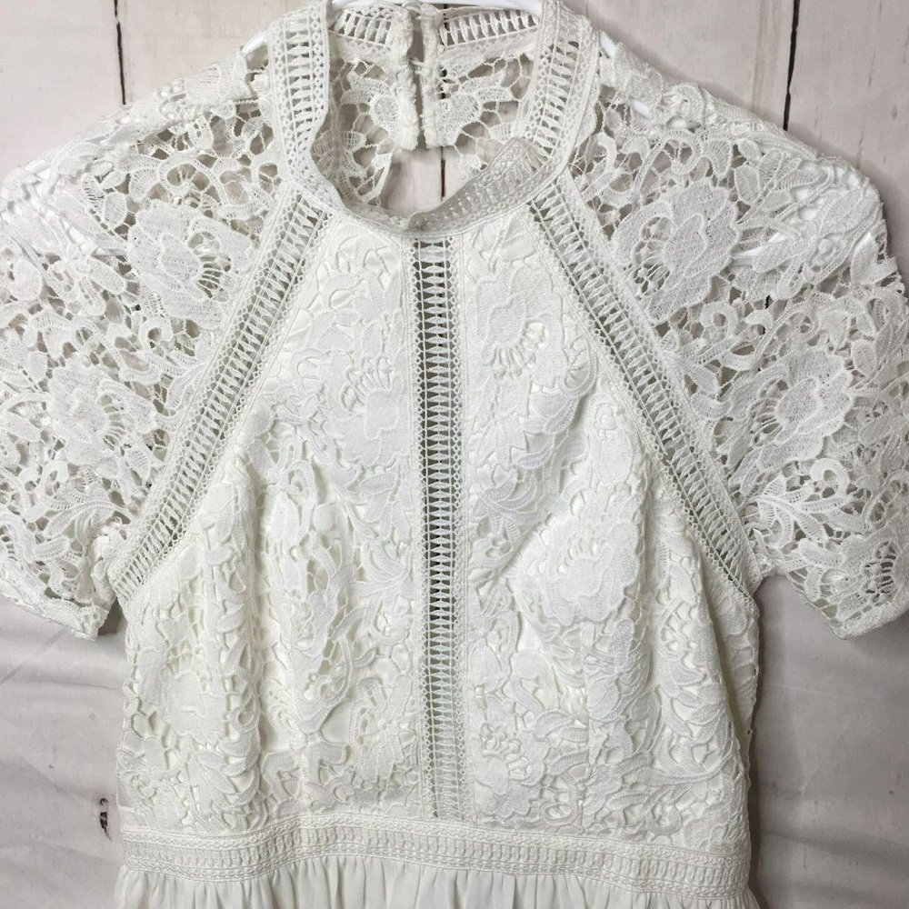 Chichi Womens Petite Sia Dress White Size 8 US NWT - Picture 3 of 11